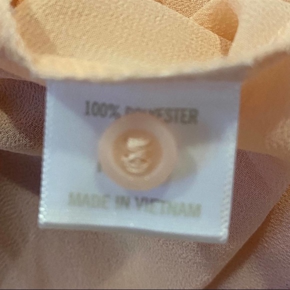 Rampage Blush Pink Sheer Ruffle Keyhole Blouse Large - Picture 5 of 7